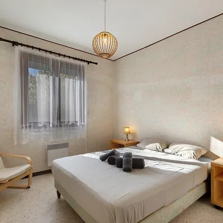 Vakantiehuis Maison Confortable Toute Equipee Saint-Gilles (Gard)