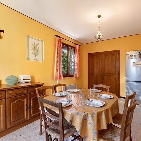 Maison Confortable Toute Equipee * Saint-Gilles (Gard)