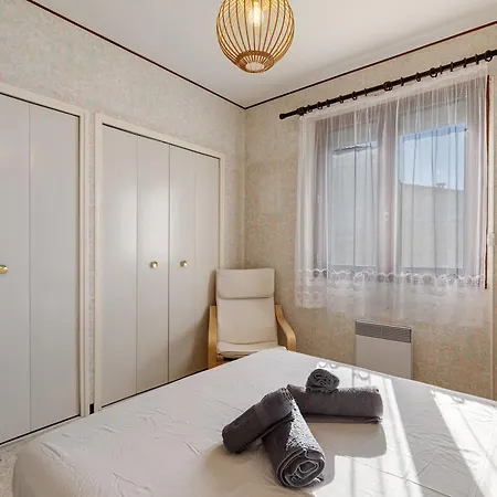 Maison Confortable Toute Equipee * Saint-Gilles (Gard)